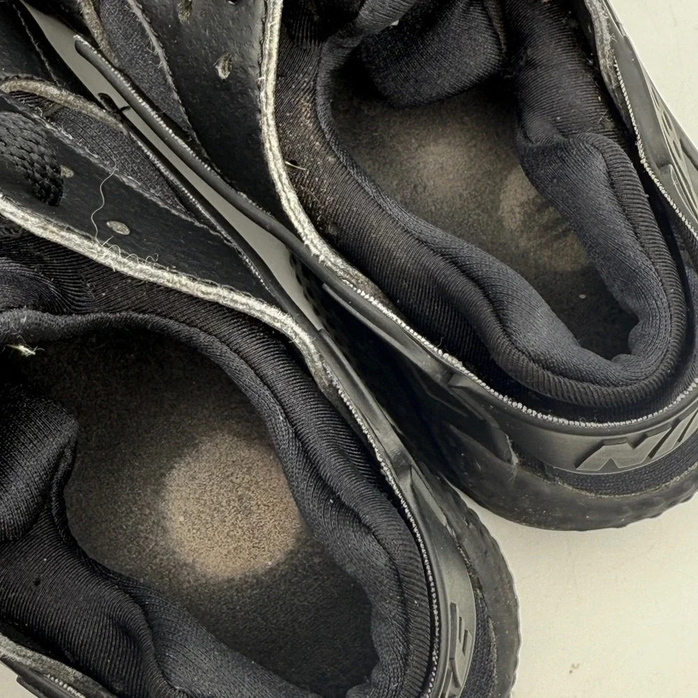 Nike Huarache‎ Run Sneakers All Black Athletic Shoes Youth Size 6.5Y